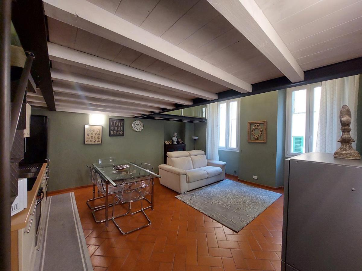 Green Pepper Apartment In Флоренция Экстерьер фото